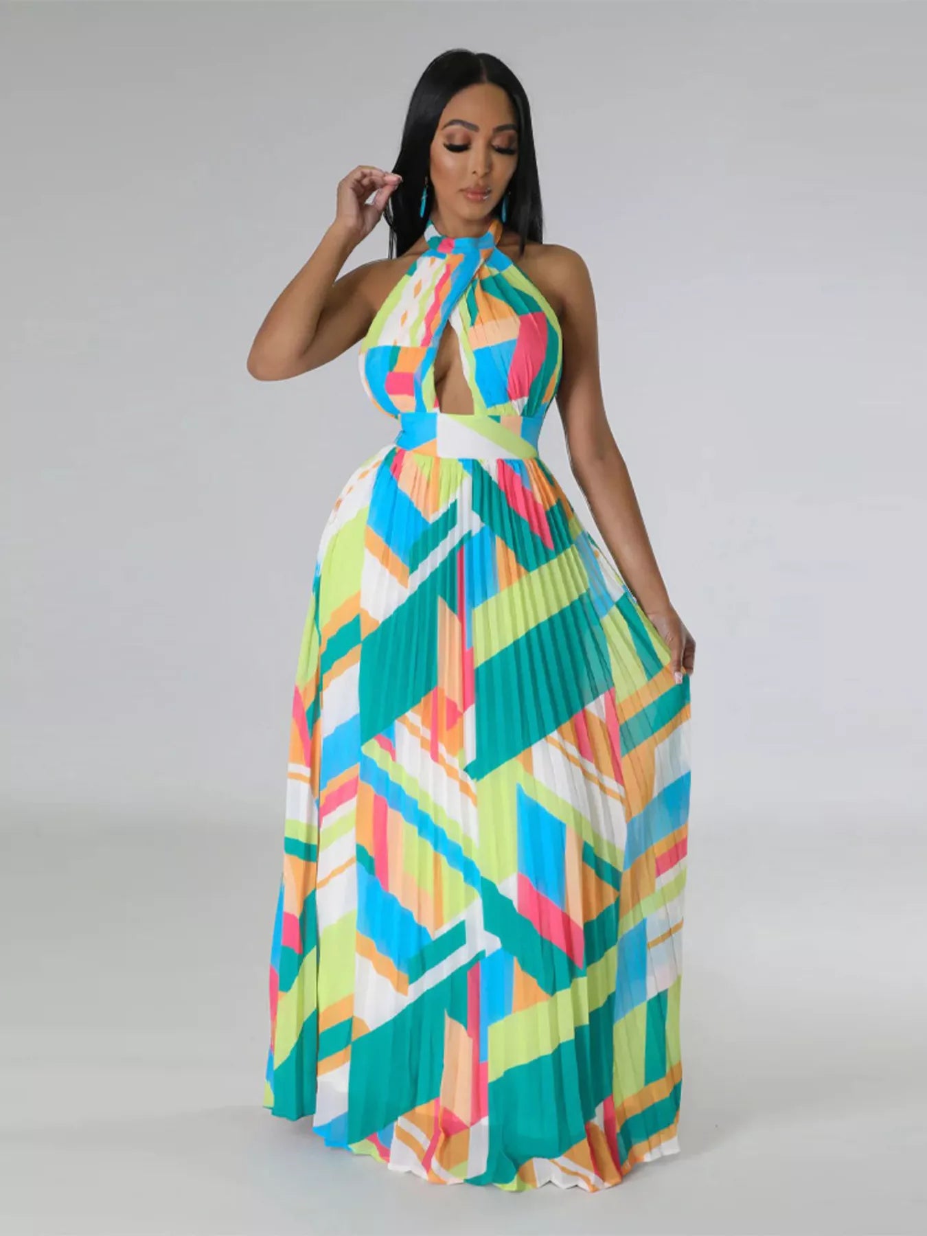 Halter Neck Geometric Print Pleated Maxi Dress Shopimist
