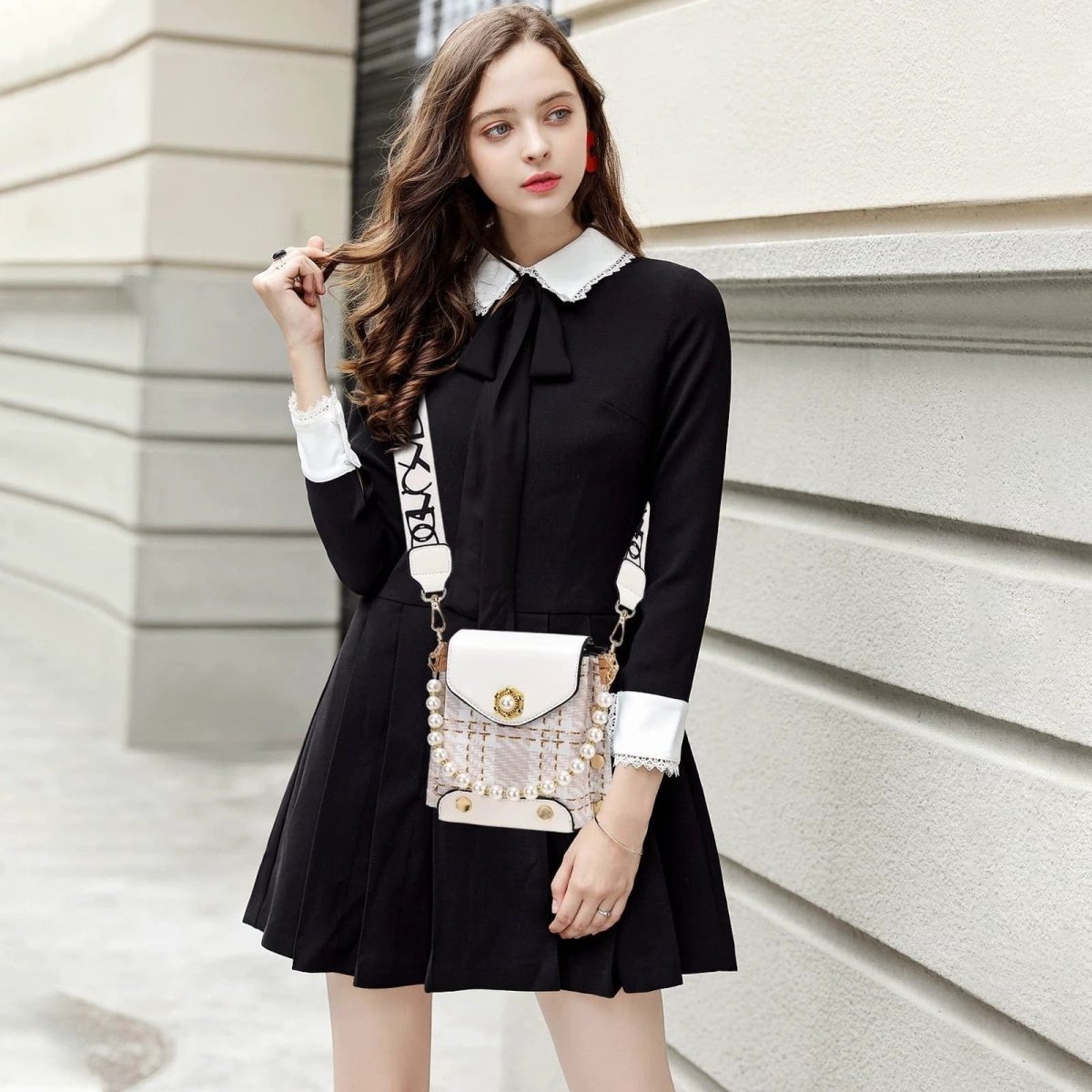 Fashion Women'S Crossbody Bag Girl'S Cute Princess Wallet Classic Shoulder Bag Summer Pearl Chain Phone Bag MANDOTOS