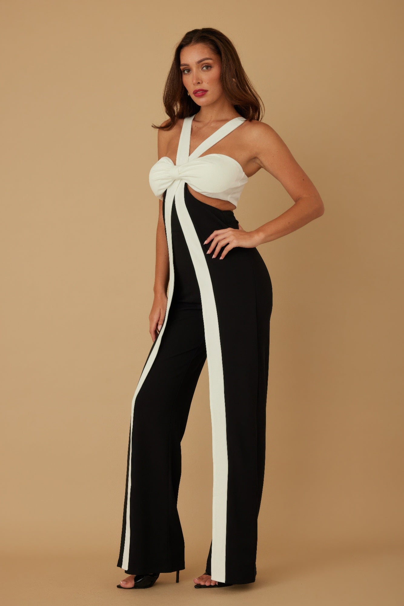 X Ribbon Open Jumpsuit Selvanelle