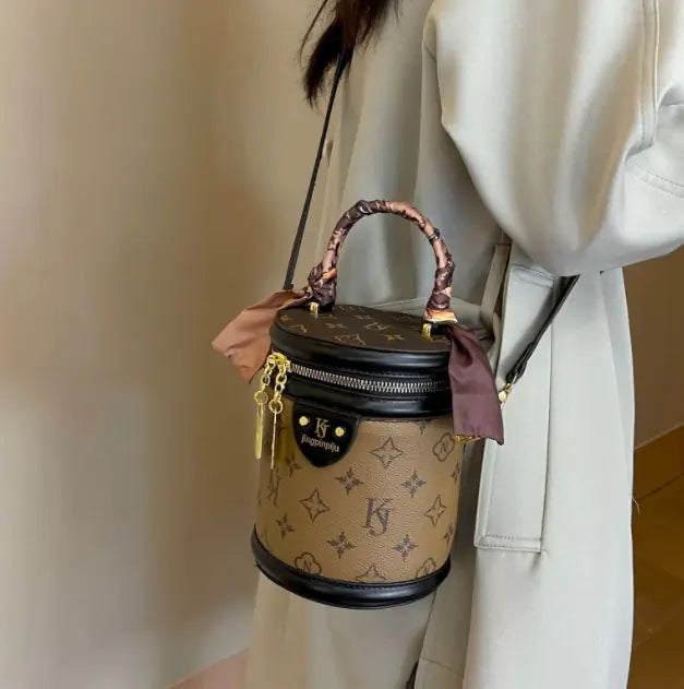 New Korean Style Women's Bucket Bag (Shoulder) Trendy Attic Store01
