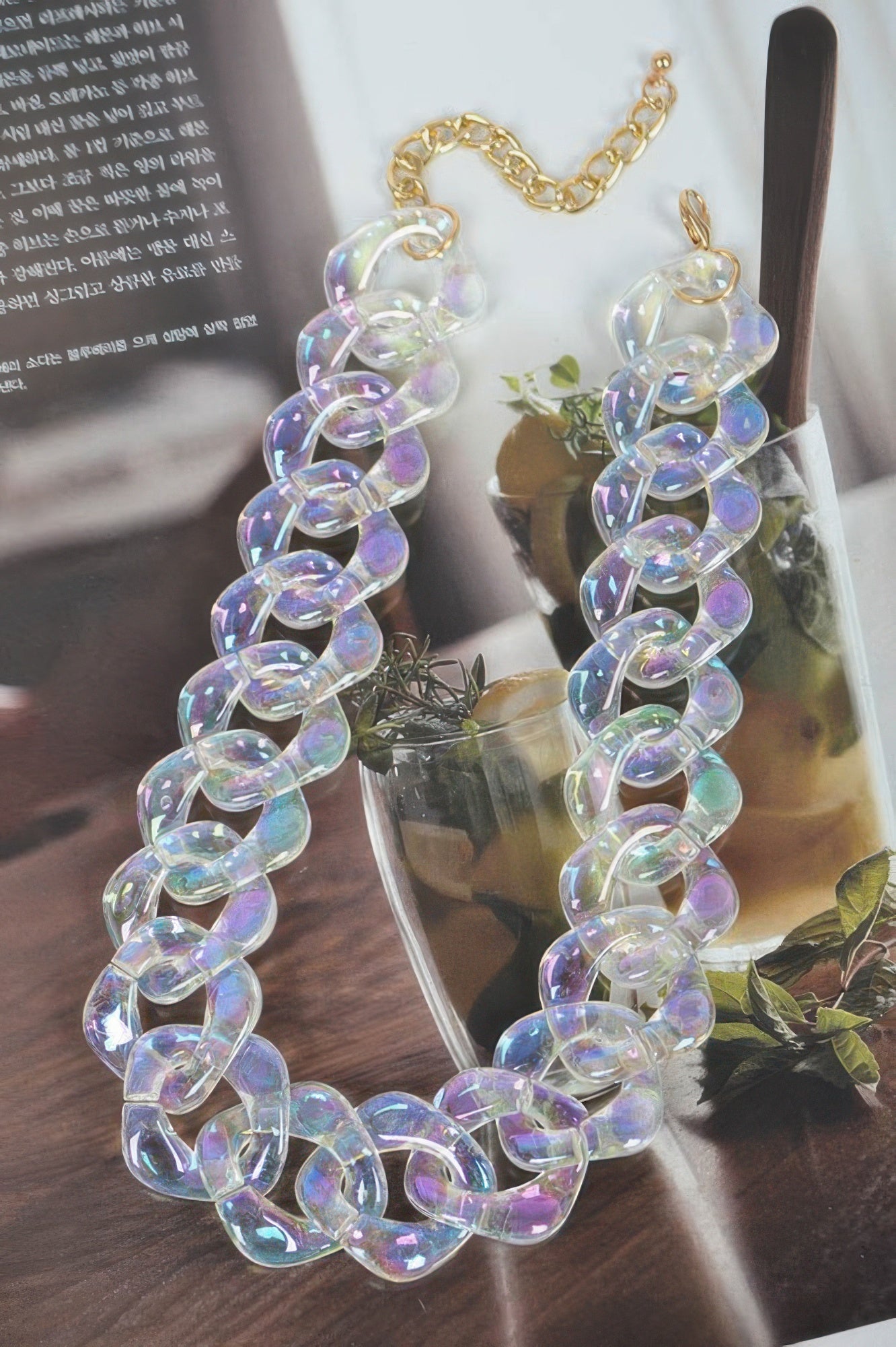 Oversized Ab Plastic Chain Necklace OyeraCharisma