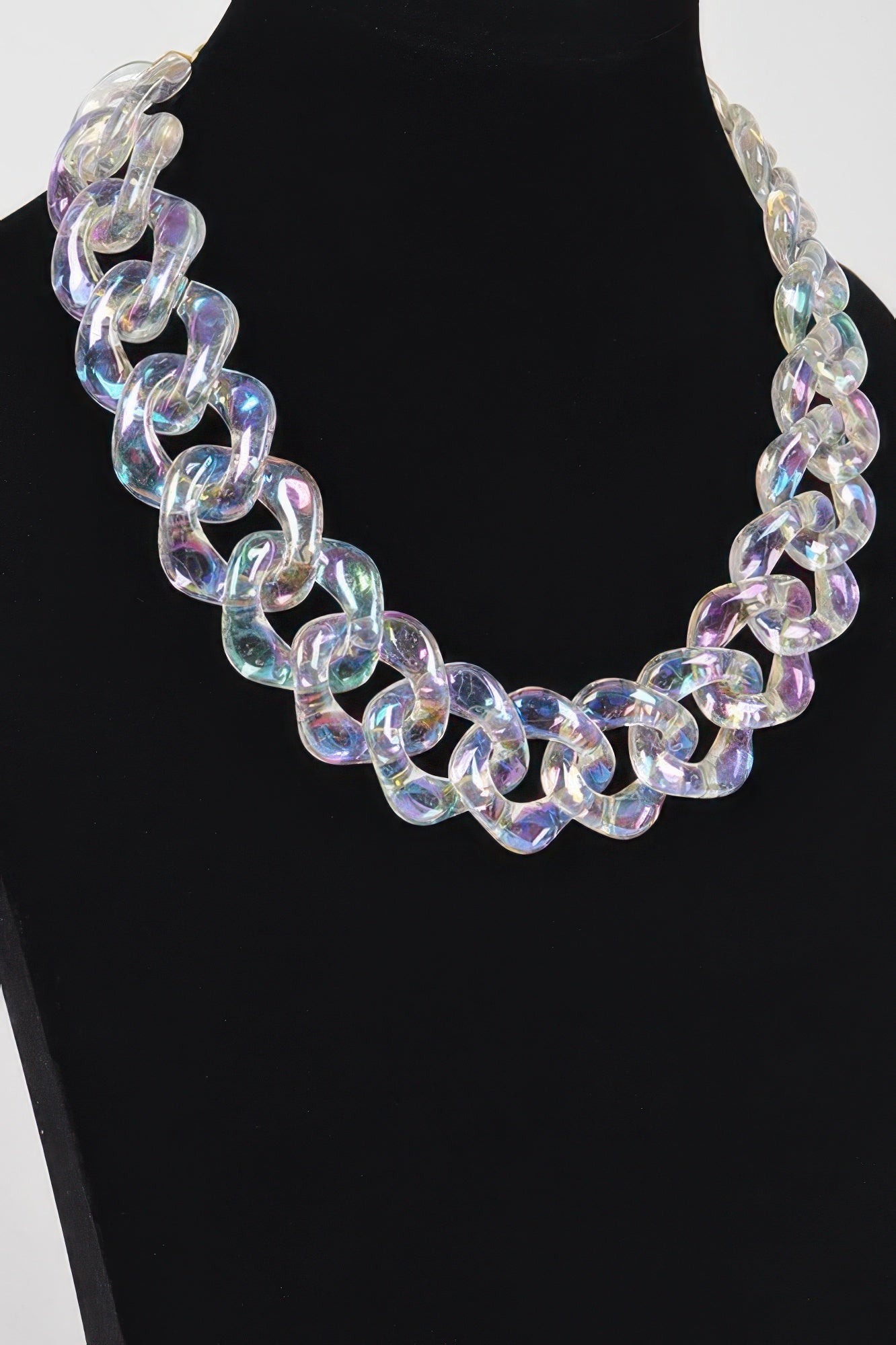 Oversized Ab Plastic Chain Necklace OyeraCharisma