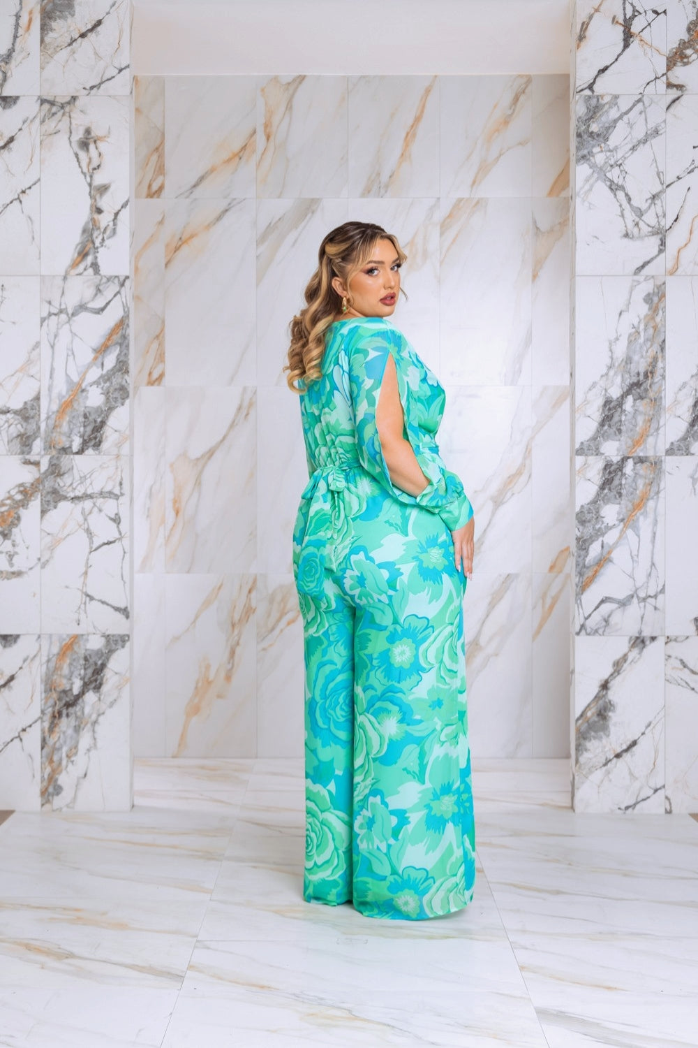 Plus Size Floral Print Jumpsuit with Long Bishop Split Sleeves - Green Fasheabe